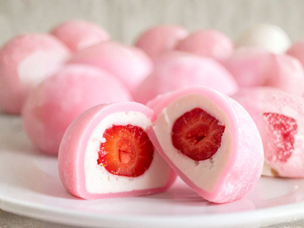 Chocolate Covered Strawberry Mochi - Zulay Kitchen
