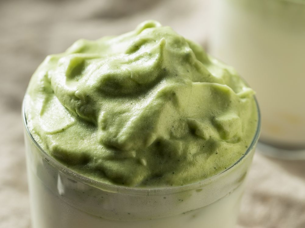 Collagen Peptide Blonde Roast Coffee with Matcha Whip Cream Recipe - Zulay Kitchen