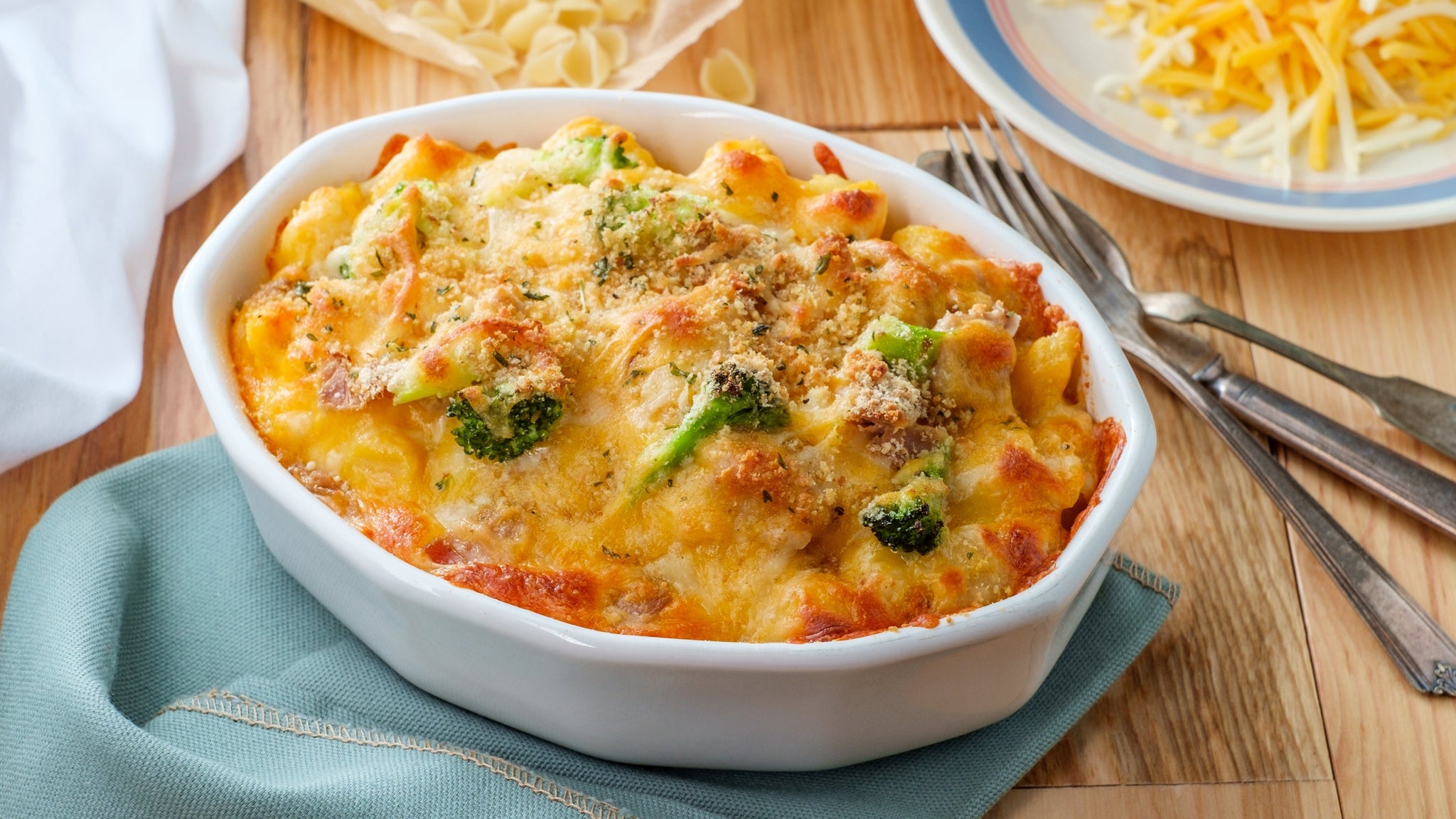 How to Make Creamy Tuna Noodle Casserole