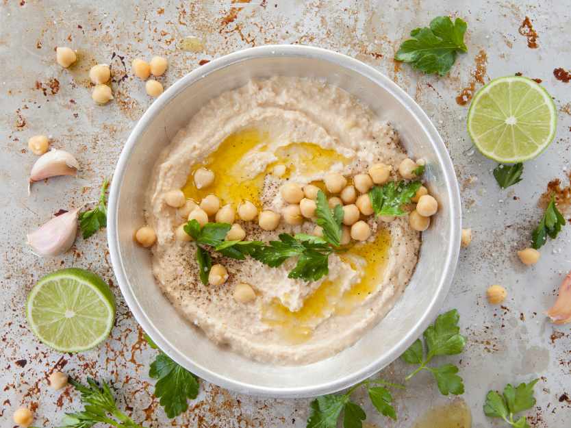 How to Make Easy Hummus in Minutes