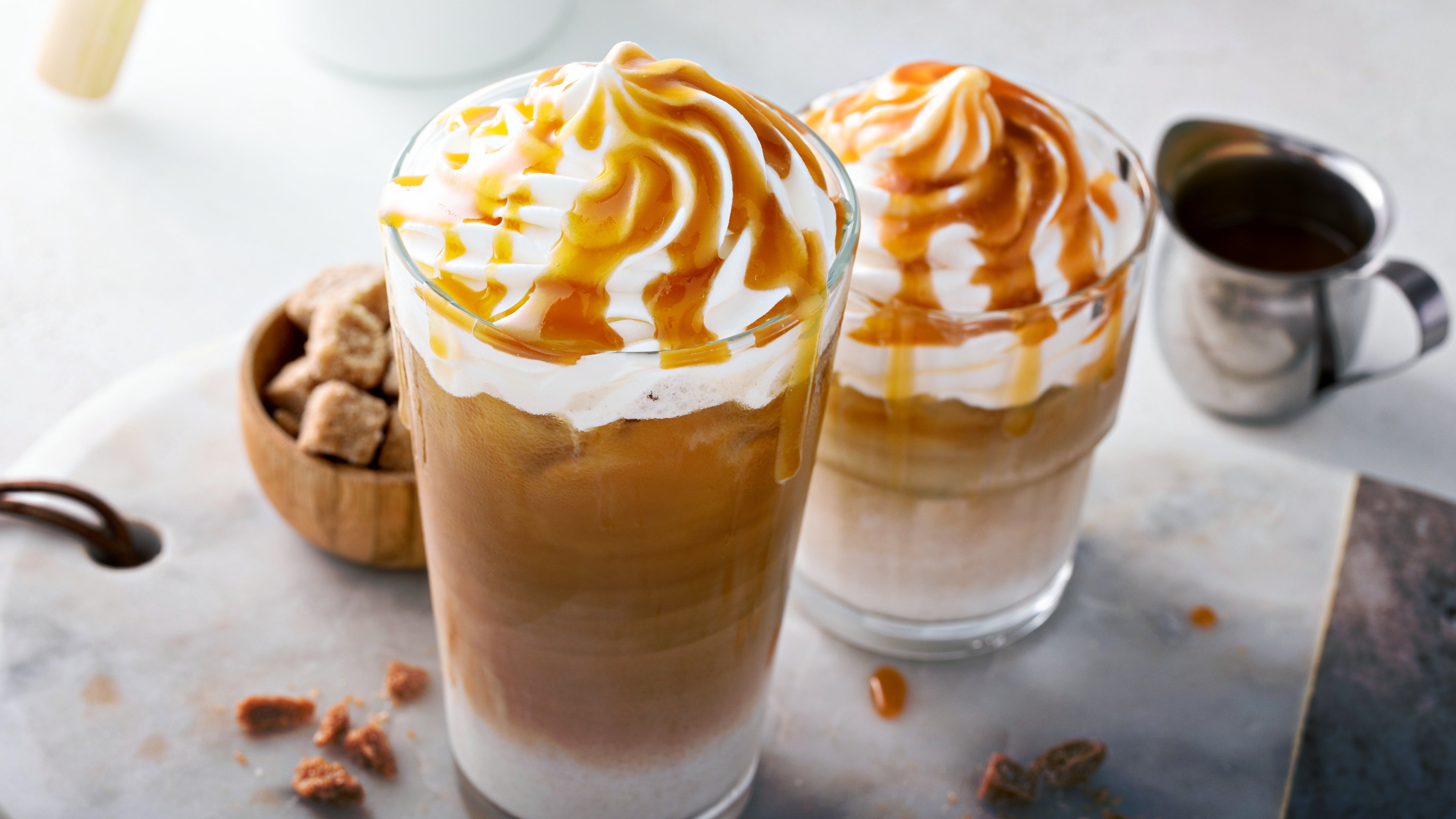 Easy Iced Caramel Macchiato - Zulay Kitchen