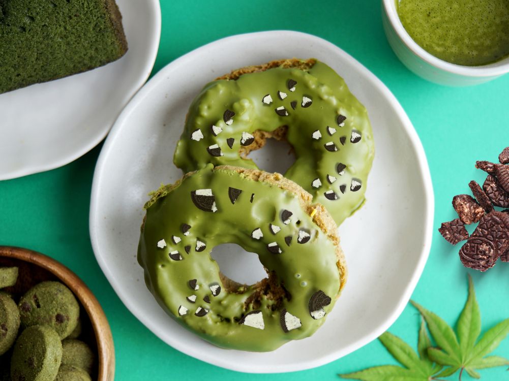 Matcha Donuts with Crushed Oreos Recipe! - Zulay Kitchen
