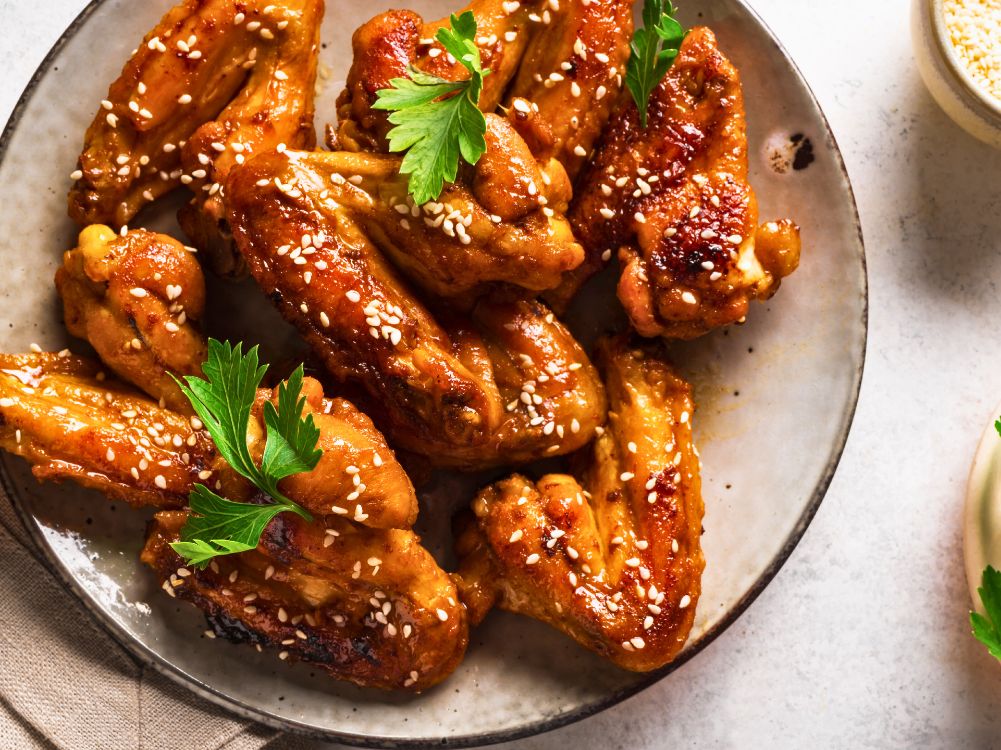 Spicy Honey Chicken Wings - Zulay Kitchen