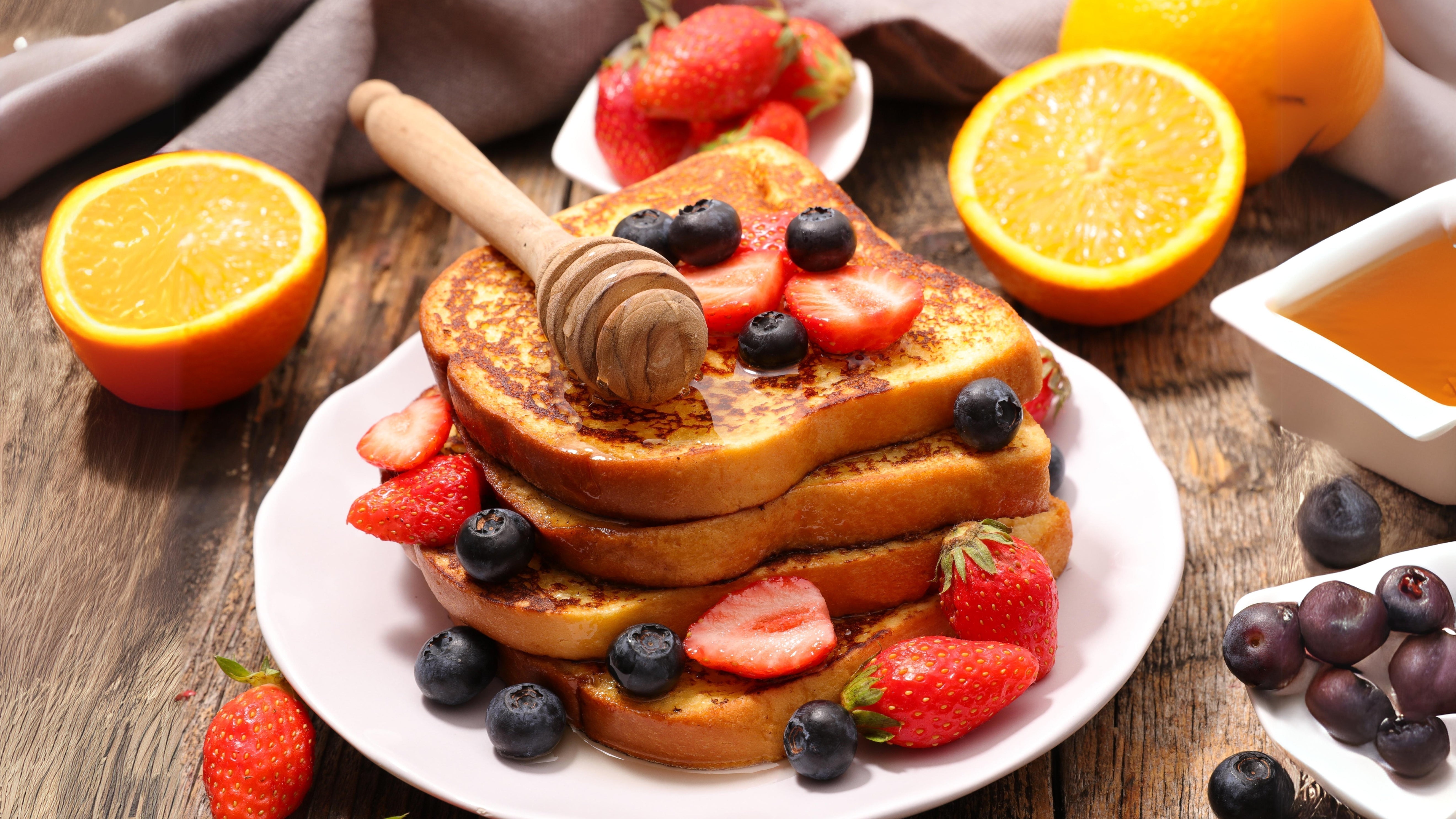 Valentine's French Toast - Zulay Kitchen
