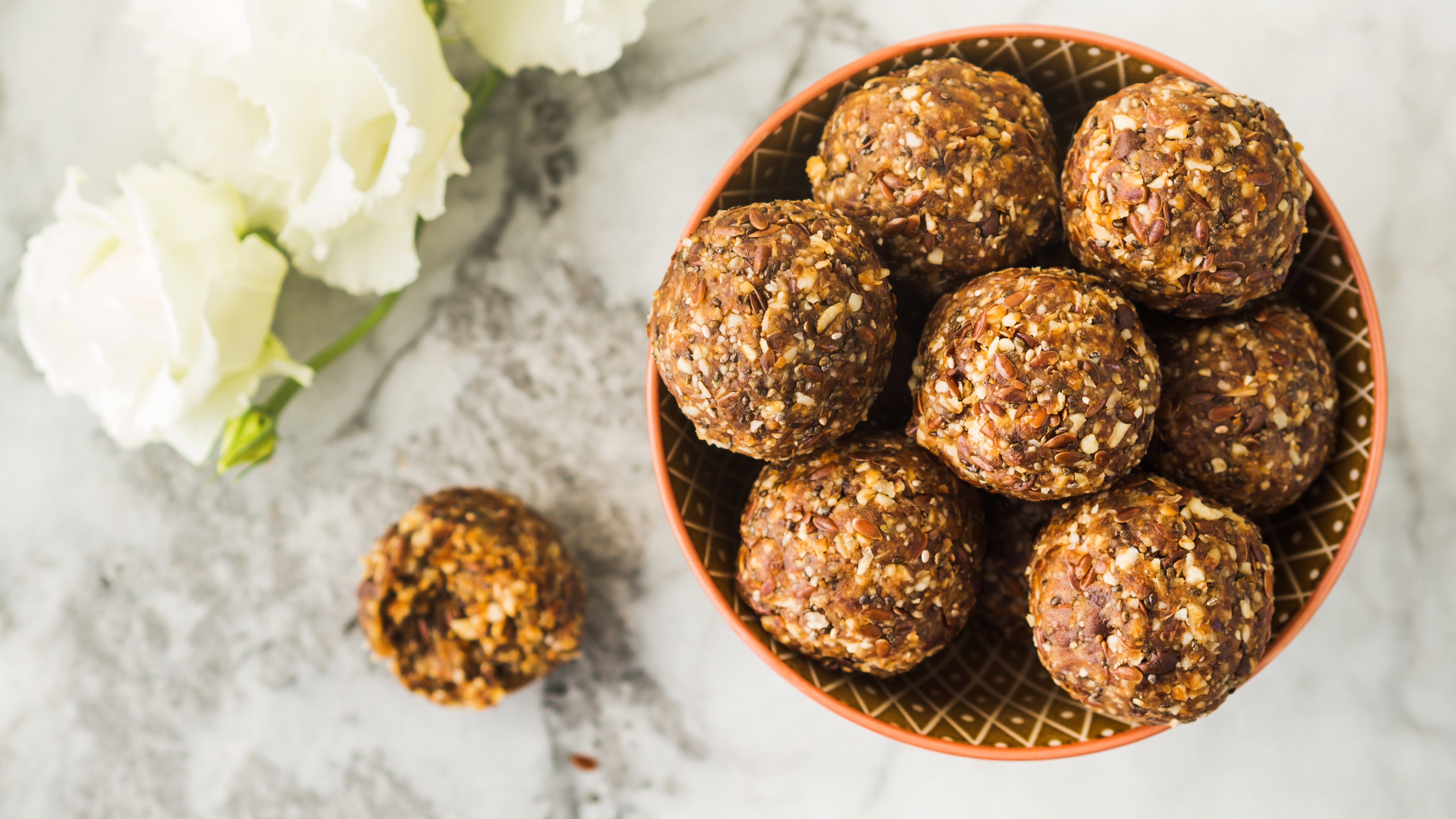 Chocolate Peanut Butter Balls Recipe - Zulay Kitchen