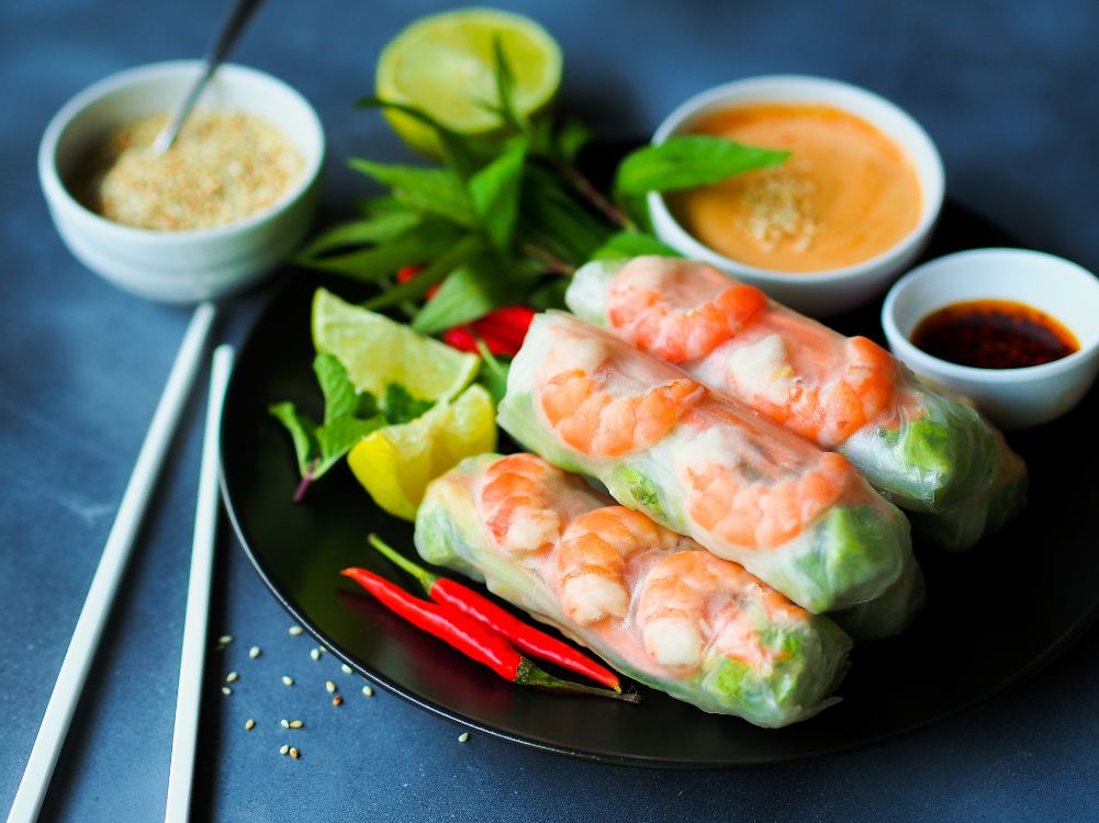 How to Make Homemade Spring Rolls