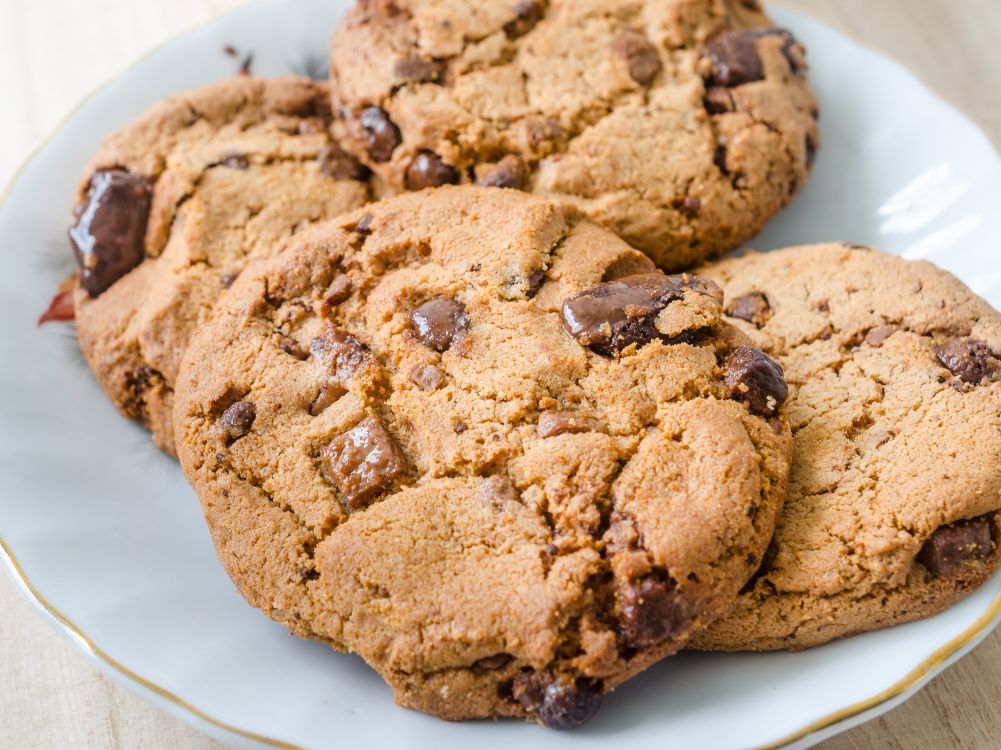 Thick And Chewy Cookie Recipe - Zulay Kitchen