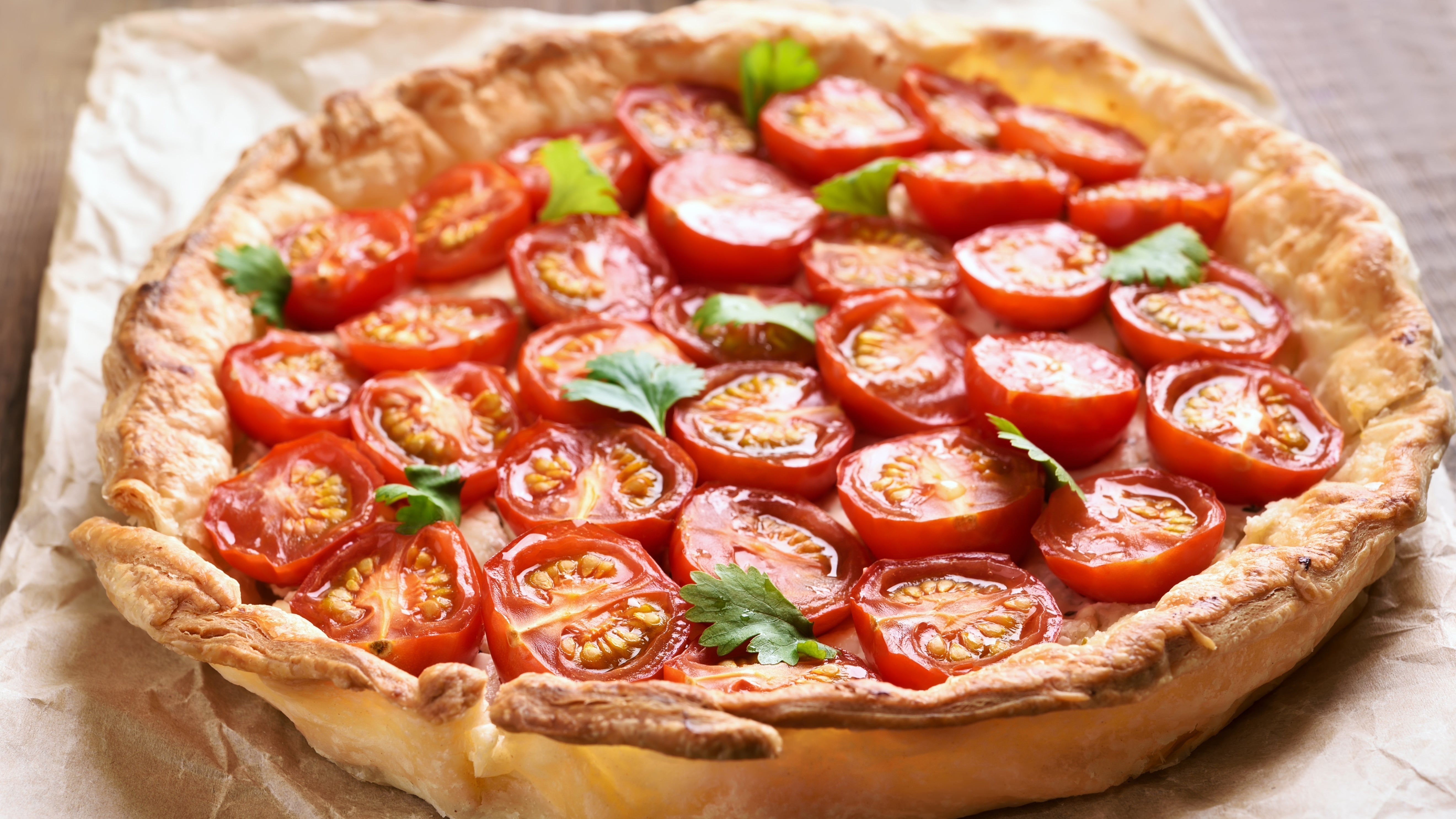 Tomato Pie Recipe - Zulay Kitchen