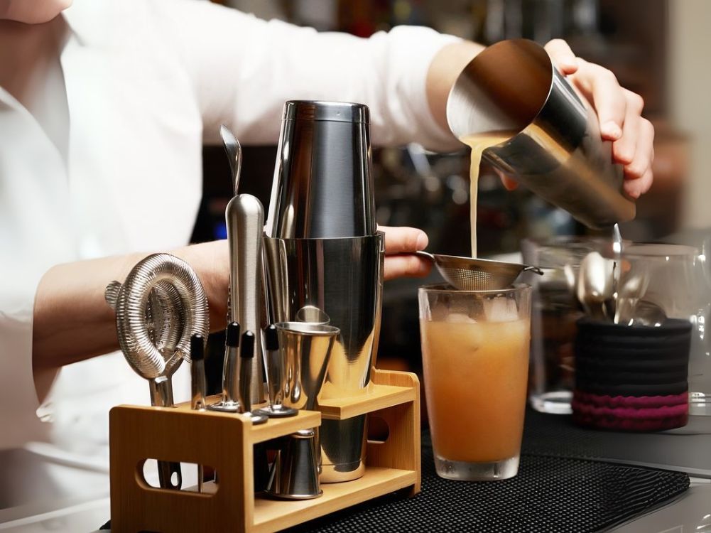 Top Bartender Kits Under $50 - Zulay Kitchen