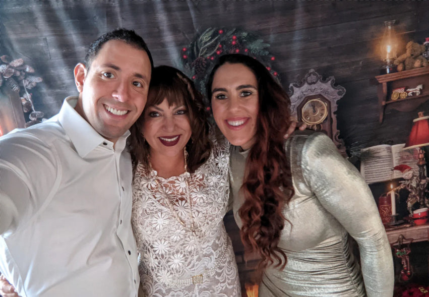 Zulay Kitchen Founders with mother Zulay