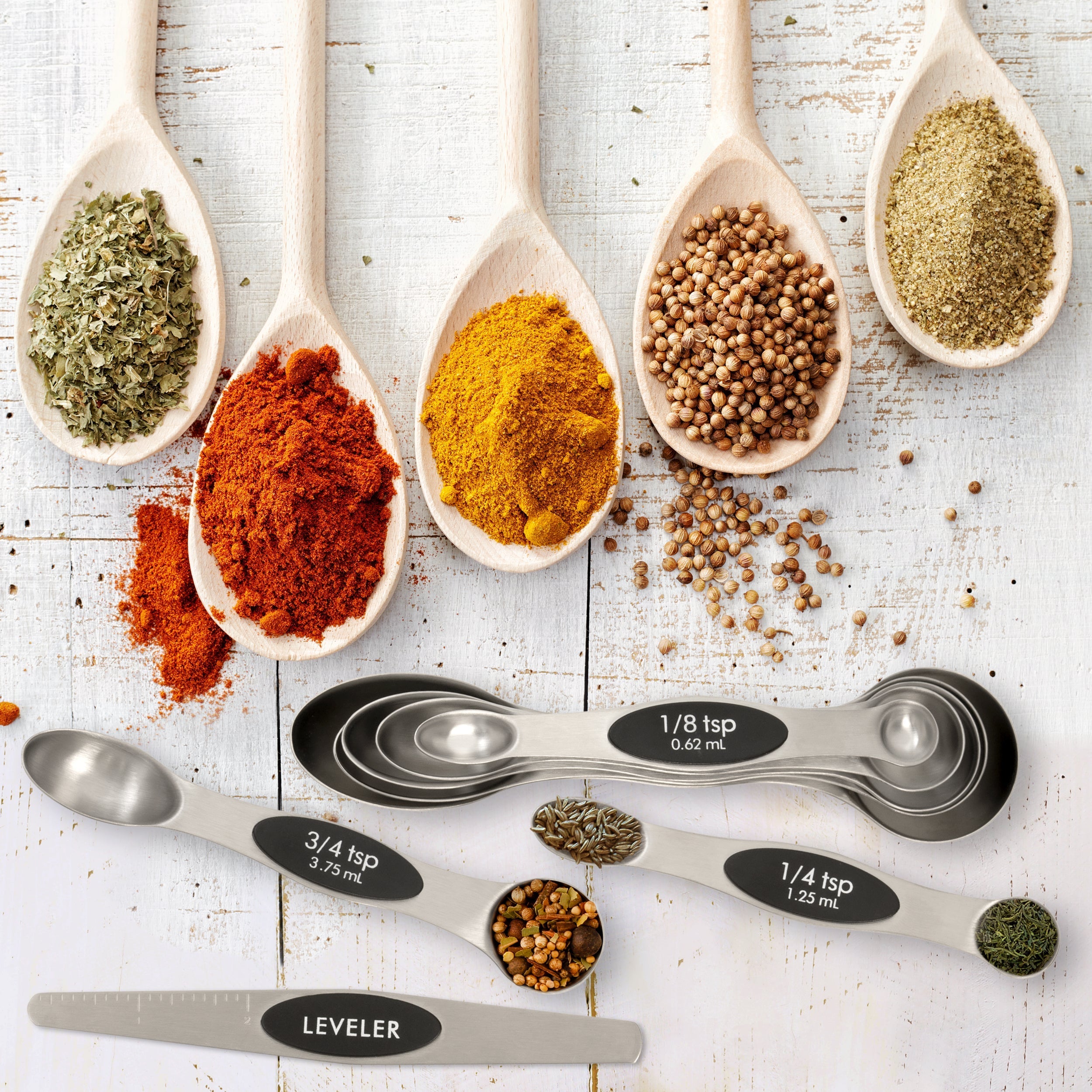 Convenient Double-Sided Use Magnetic Measuring Spoons with Leveler by Zulay Kitchen