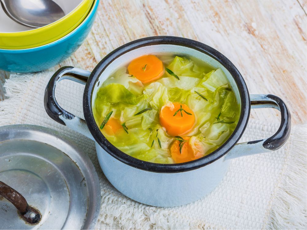 How to Make Cabbage Soup - Zulay Kitchen