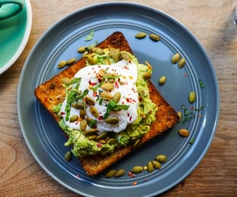 Avocado And Egg Toast - Breakfast Recipe - Zulay Kitchen