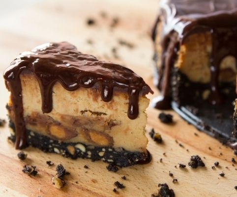 Chocolate Peanut Butter Cheesecake - Zulay Kitchen