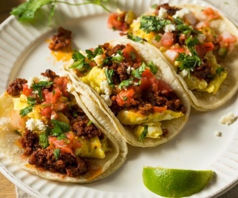 Easy Breakfast Tacos Recipe - Zulay Kitchen