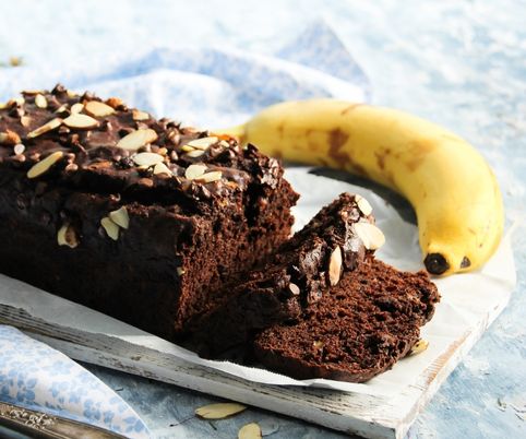 Healthy Chocolate Banana Bread - Zulay Kitchen