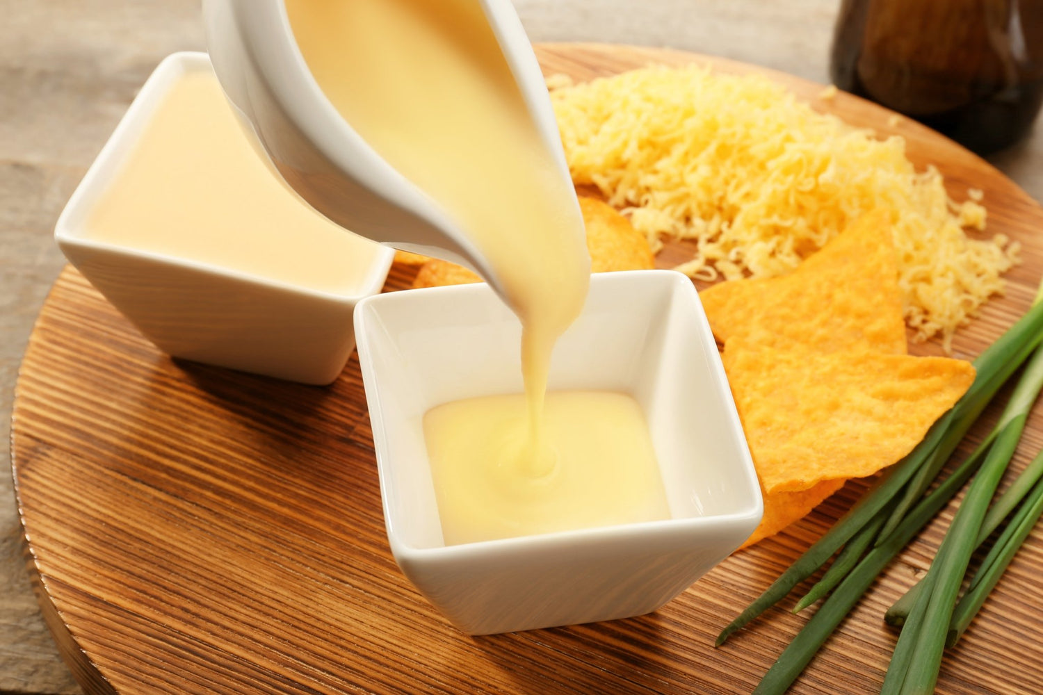 Homemade Cheese Sauce! - Zulay Kitchen