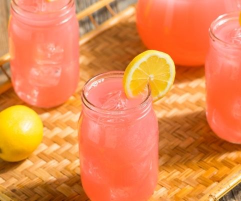 How To Make Pink Lemonade - Zulay Kitchen