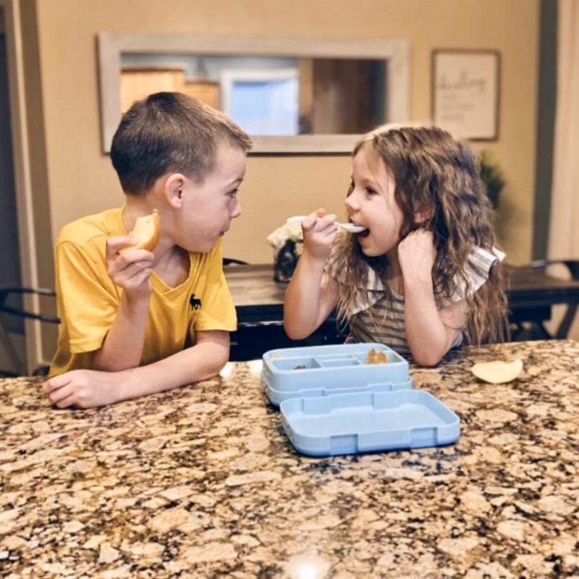 Kelsey Prahl's Kids are Obsessed with the Zulay Kids Bento Box! - Zulay Kitchen