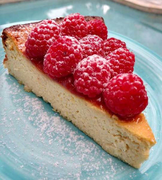 Keto Low Carb Cheesecake Recipe - Zulay Kitchen