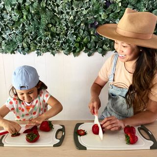 Liz and Her Little One Have Been Practicing Some Cooking Skills with Zulay Kids Knives! - Zulay Kitchen