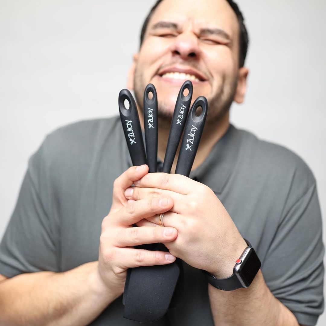 Louie Is Thrilled With His New Zulay Kitchen Spatula Set - Zulay Kitchen