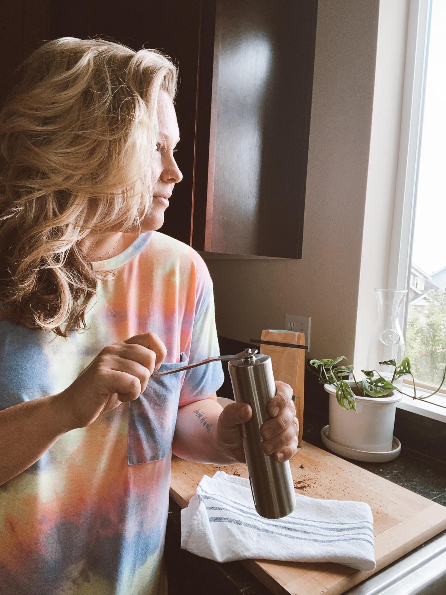 Melody Todd Kickstarts Her Morning With Our Coffee Grinder! - Zulay Kitchen
