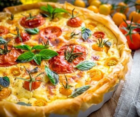 Tomato Pie Recipe - Zulay Kitchen